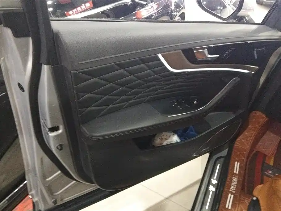 Hongqi HS5 2019 2.0T Smart Connect Enjoy Edition фото 7