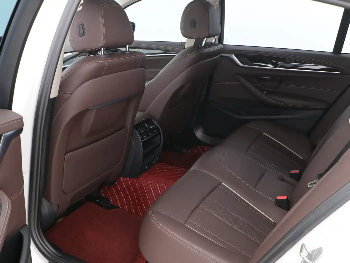 BMW 5 Series 2021 525Li M Sport Package фото 13