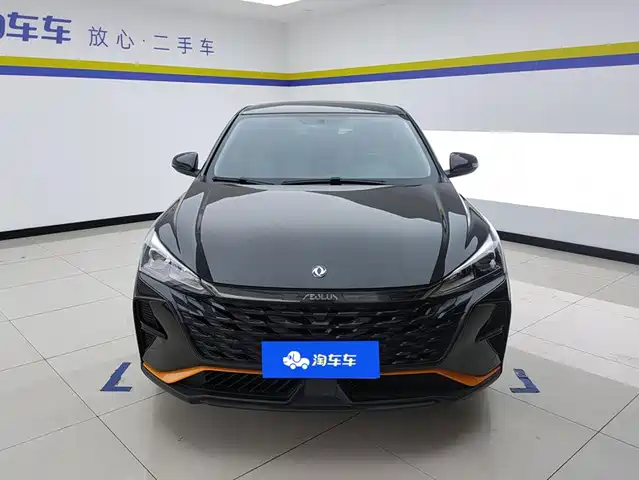 Dongfeng Aeolus Yixuan 2023 1.5L Automatic Glory Edition — фото 2