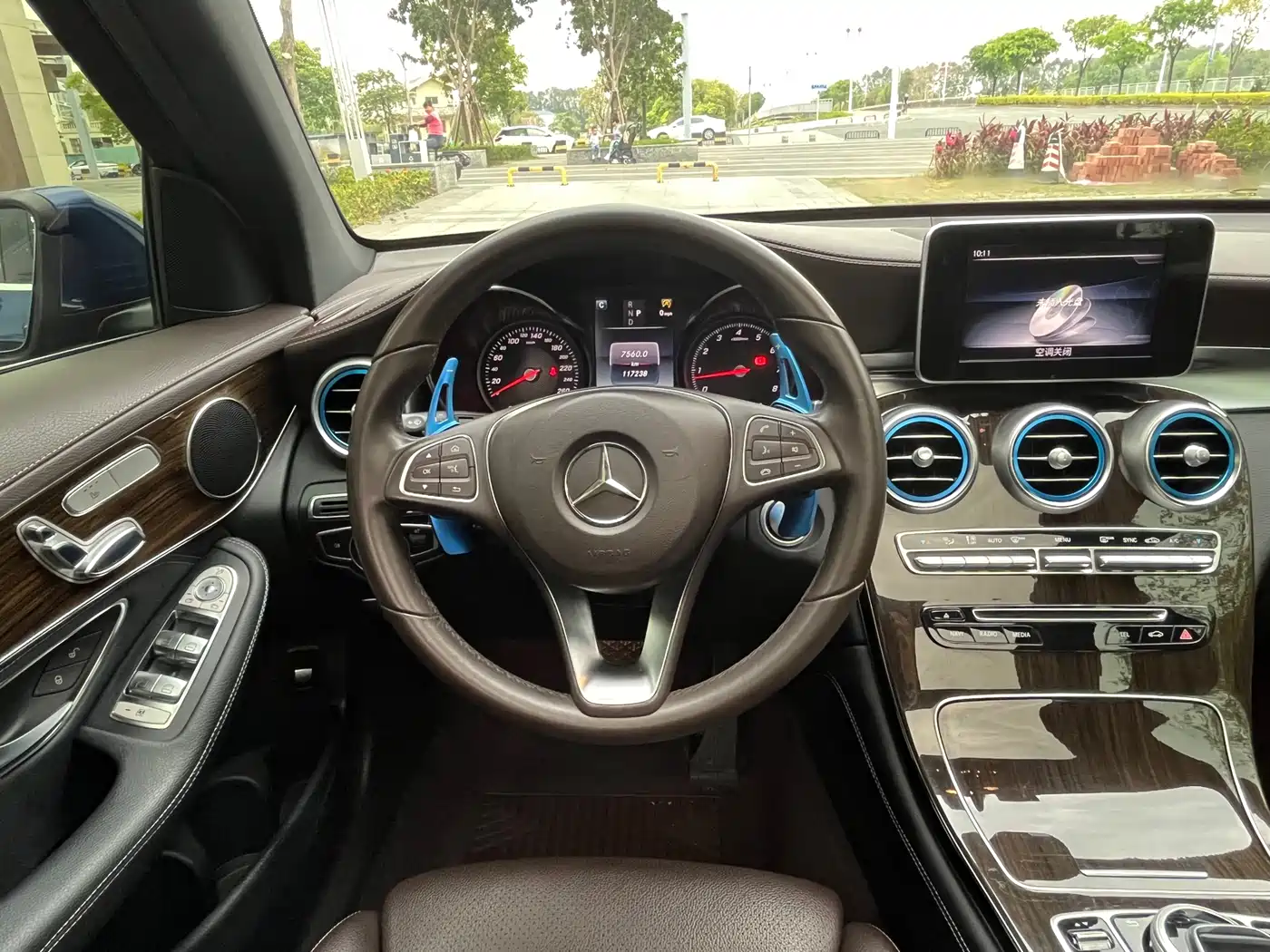 Mercedes-Benz GLC 2017 GLC 260 4MATIC Dynamic фото 17