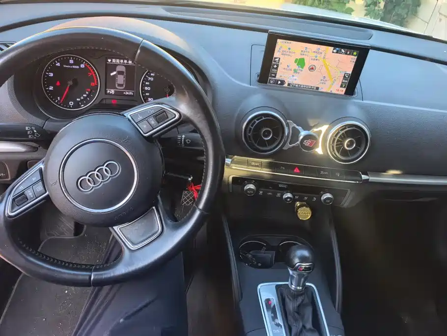 Фото 12 - Audi A3