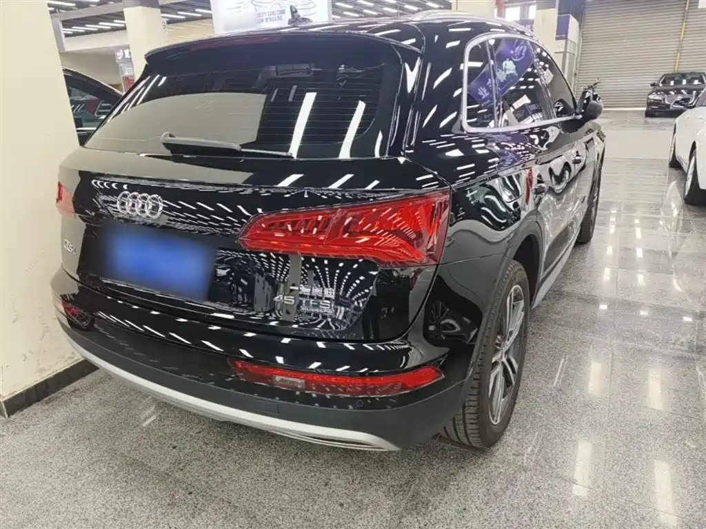 Audi Q5L 2020 45 TFSI Premium Elegance фото 7