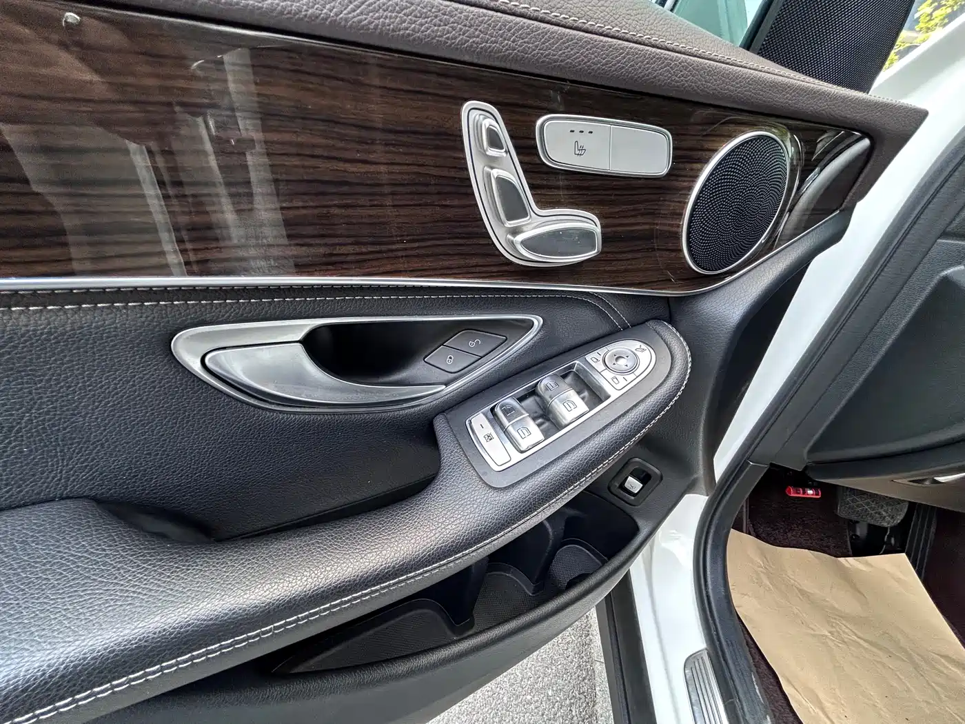 Mercedes-Benz GLC 2019 GLC 260 4MATIC Dynamic фото 10