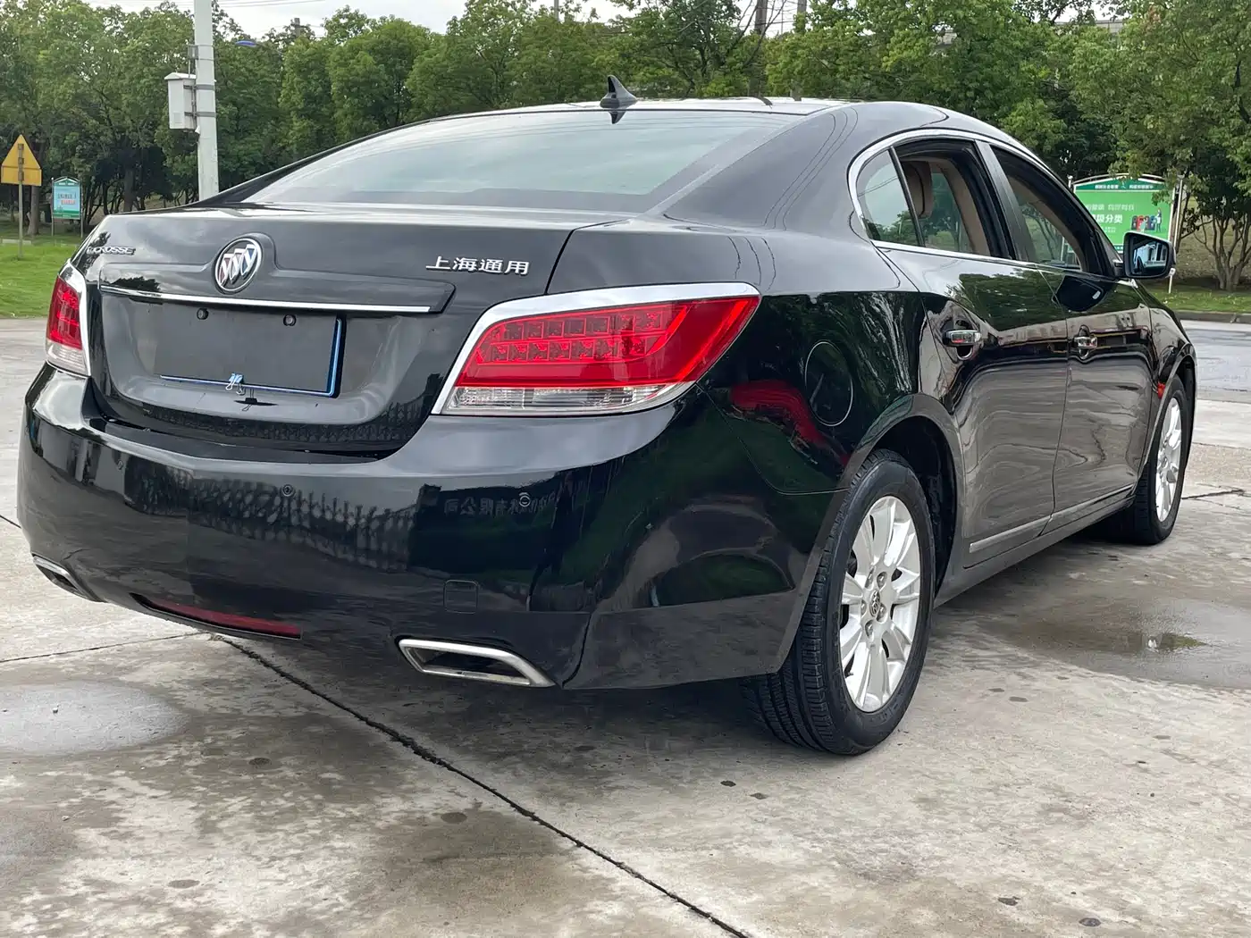Buick LaCrosse 2011 2.4L SIDI Premium Edition фото 9