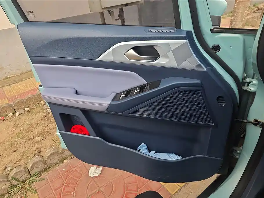 GEELY GEOMETRY E FIREFLY