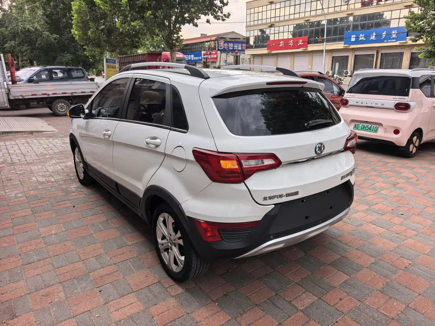BAIC New Energy EX 2018 2018 EX360 New Trend Edition