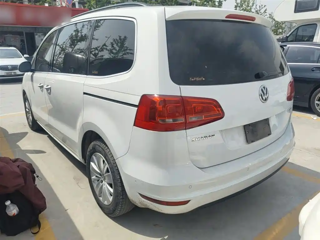 Volkswagen Sharan 2014 2.0TSI Standard фото 5