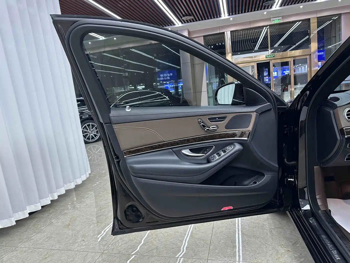 Mercedes-Benz S-Class 2020 S 350 L Business Edition Collector's Version фото 15