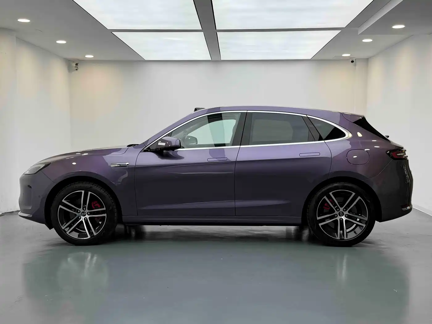 AITO Wenjie AITO M5 2025 Extended Range Ultra AWD фото 8