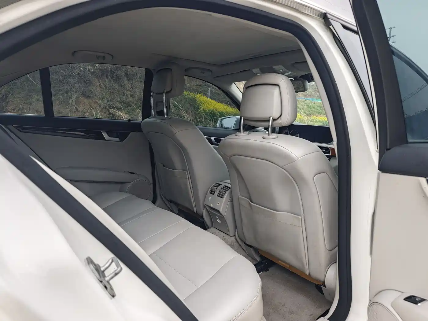 Mercedes-Benz C-Class 2013 C 260 Elegance Grand Edition фото 9