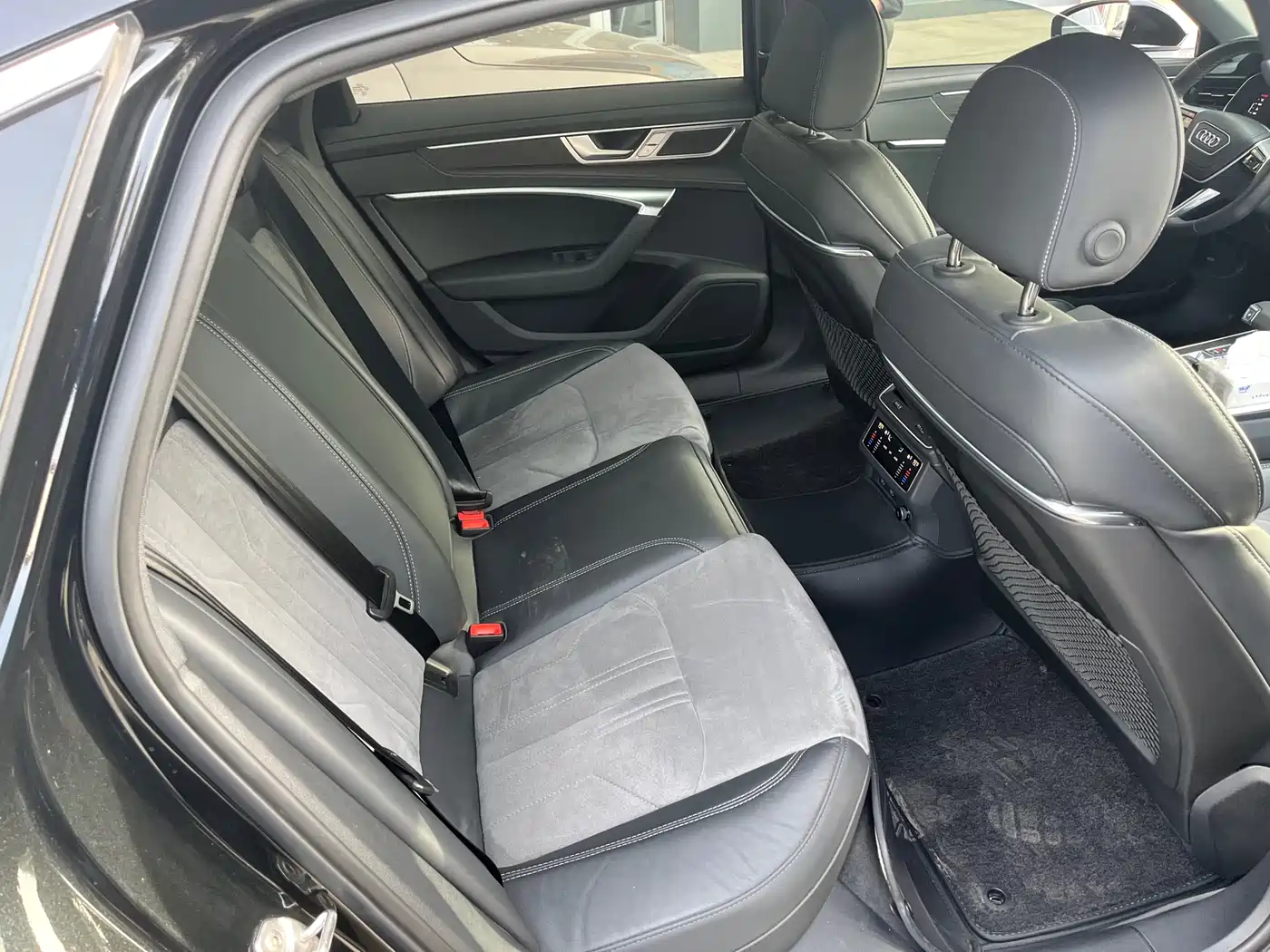 Audi A6L 2024 45 TFSI quattro Premium Dynamic фото 5