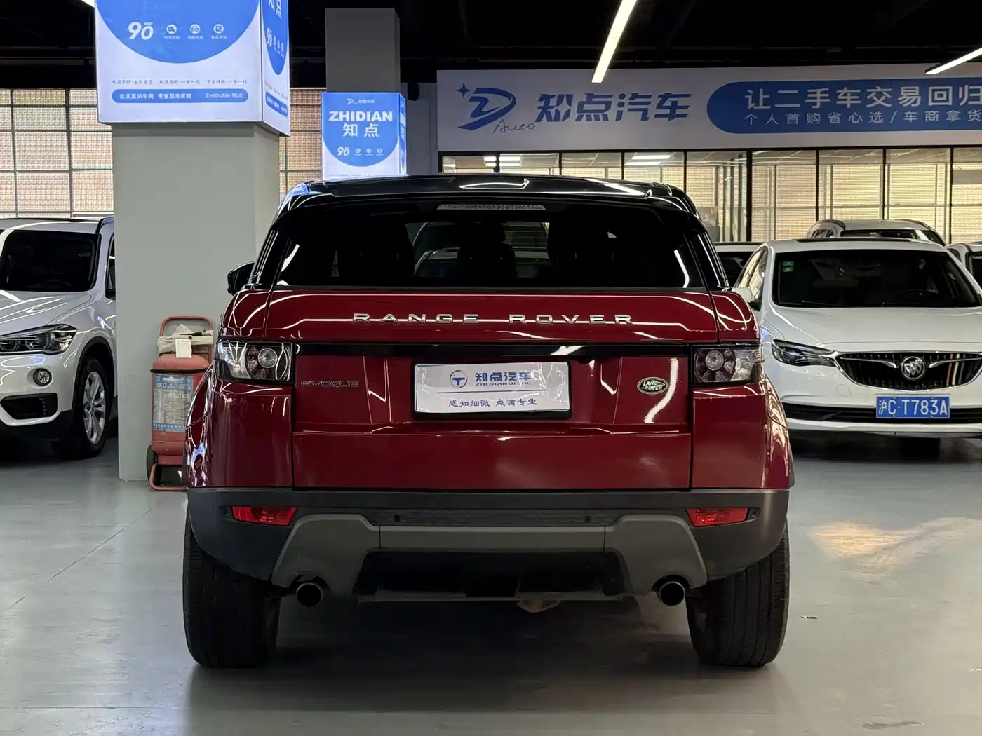 Land Rover Range Rover Evoque 2015 2.0T 5-Door Intelligent Edition фото 22