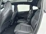 صورة 6 - Tesla Model Y L
