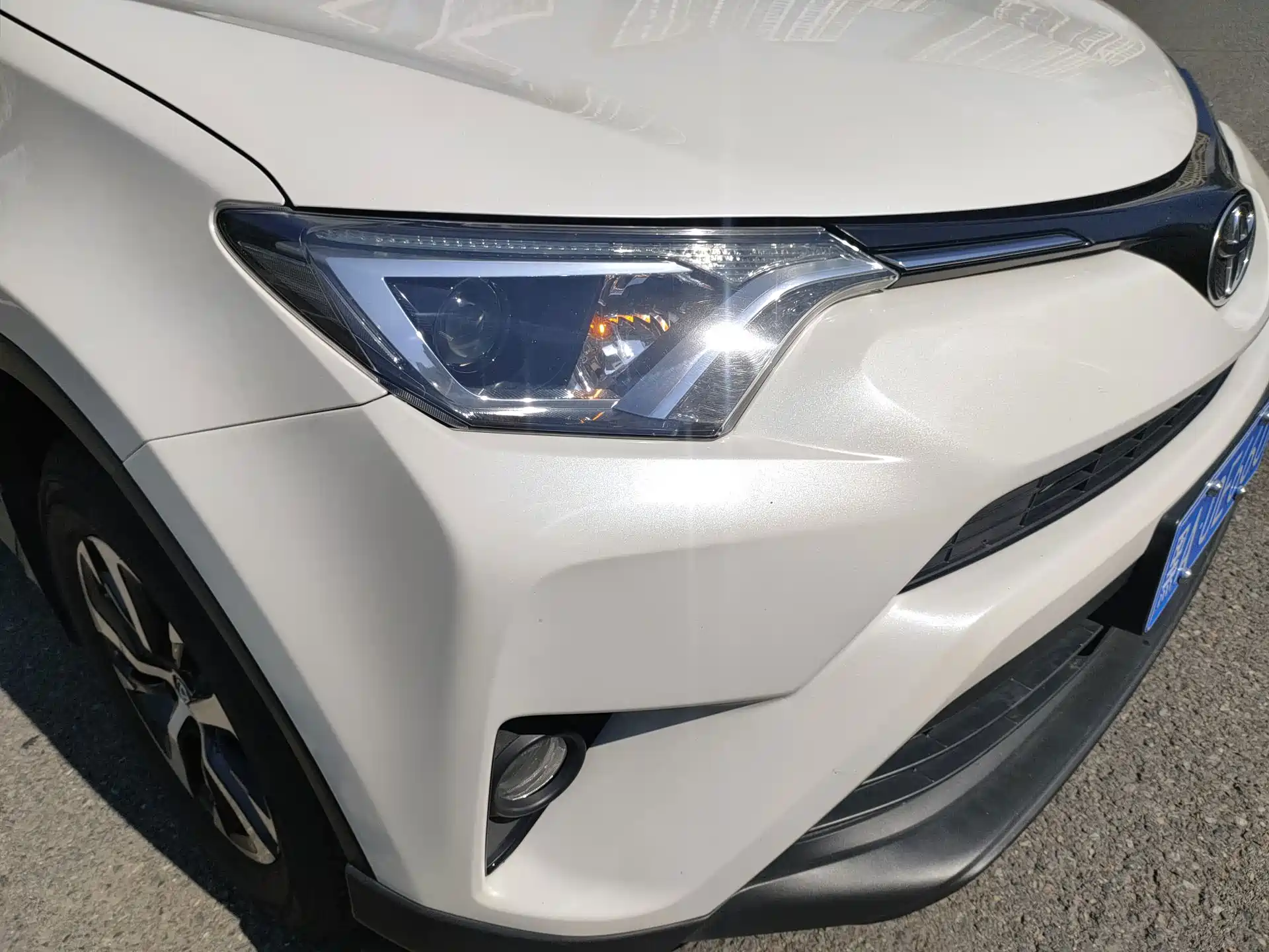 Фото 9 - Toyota RAV4