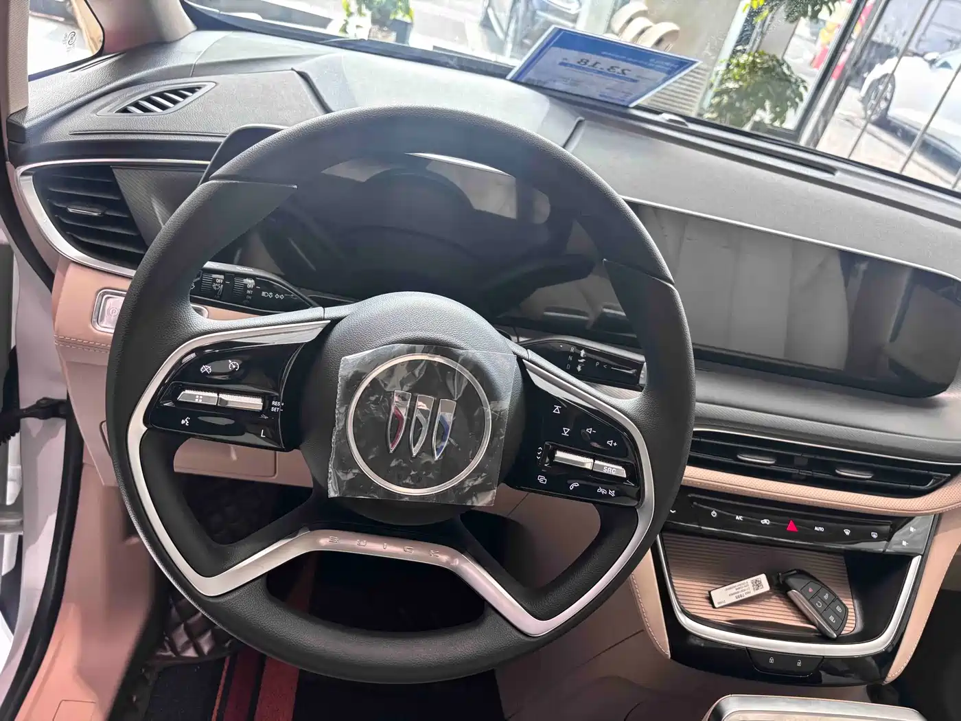 Buick GL8 2025 Land Business Class Comfort DG Edition фото 15