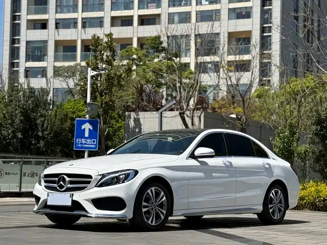 MERCEDES-BENZ C CLASS