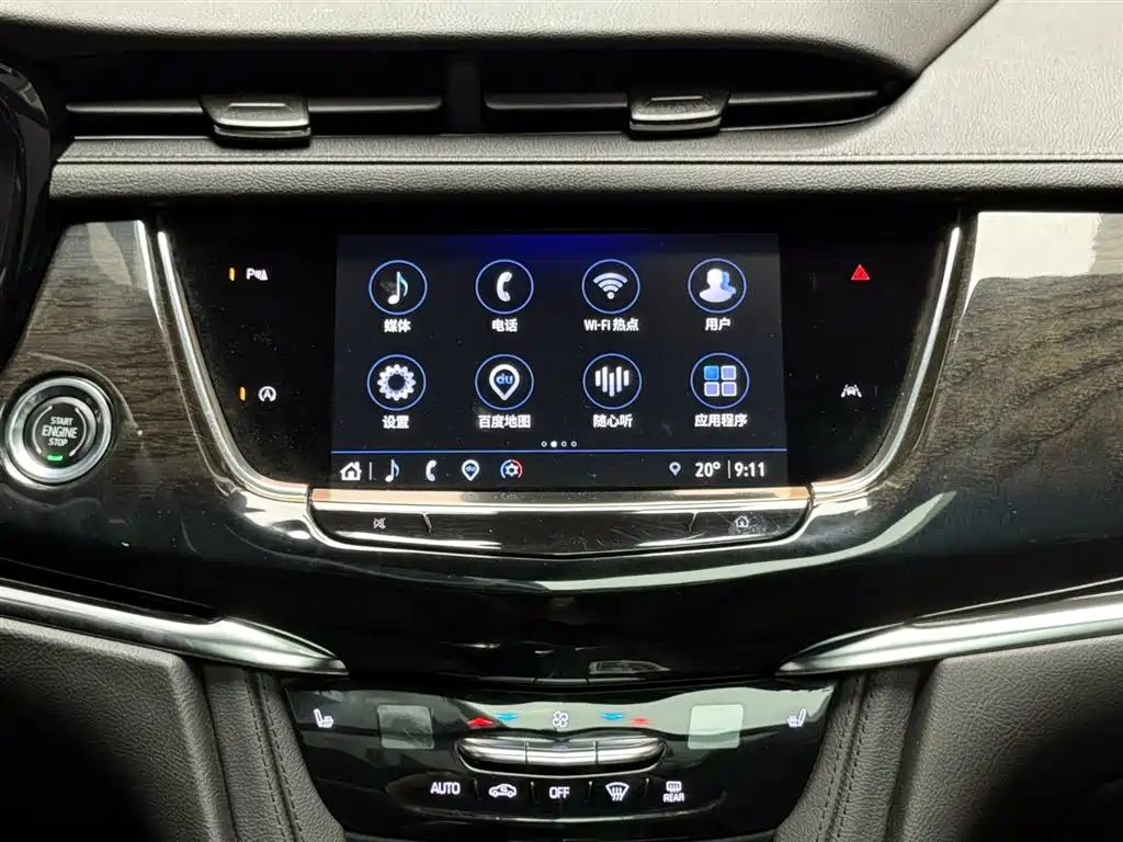 CADILLAC XT6