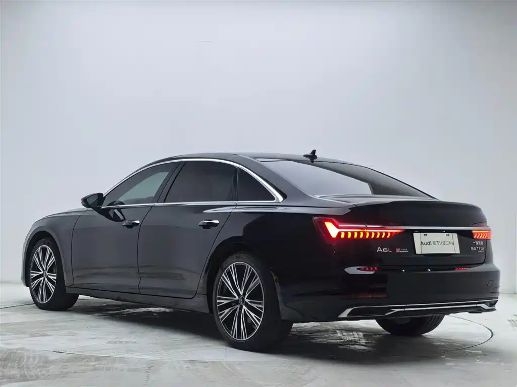 Audi A6L 2023 55 TFSI quattro Exclusive Elegance фото 6