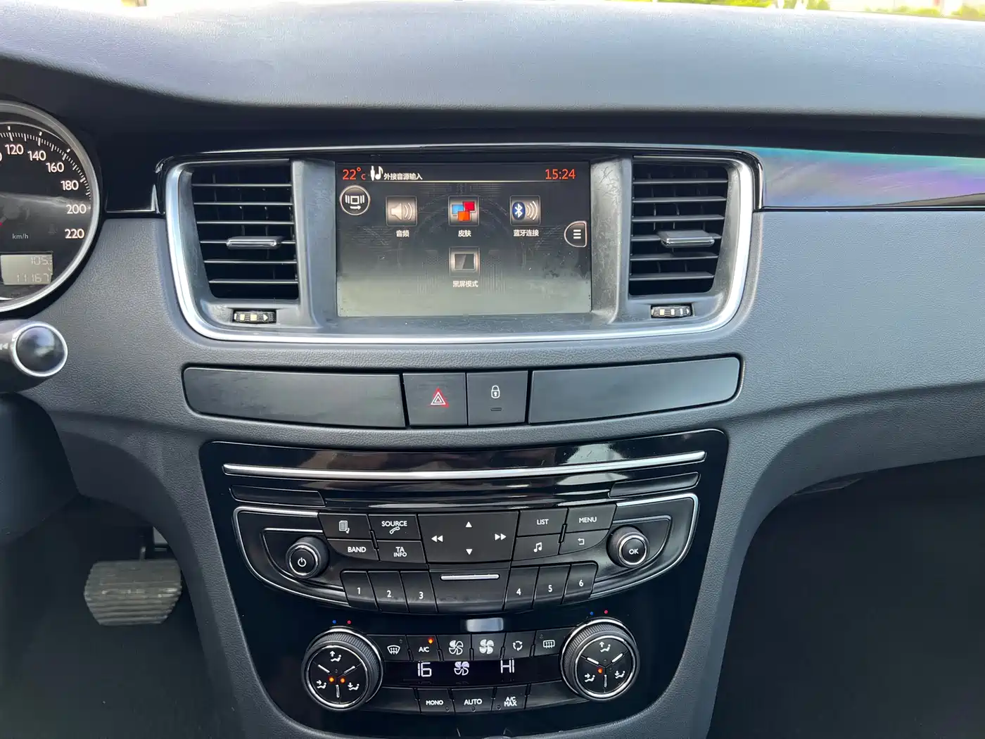 Peugeot 508 2016 1.6THP Automatic Smart Edition фото 15
