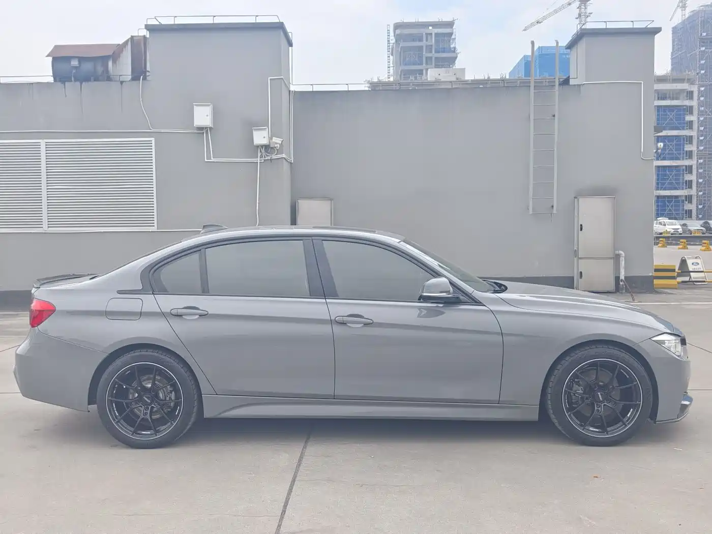 BMW 3 Series 2018 320Li Leading M Sport Package фото 4