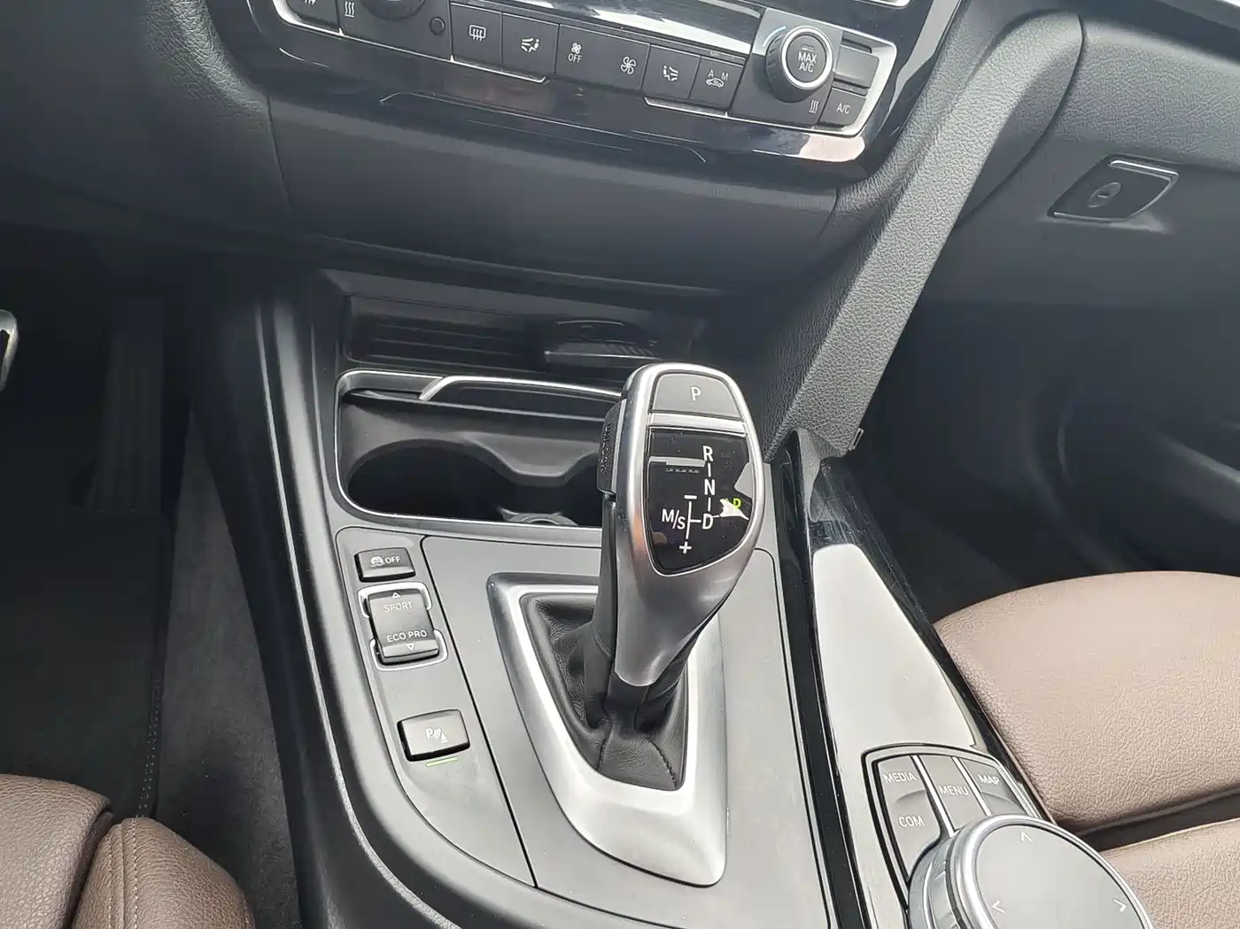 BMW 3 Series 2018 320Li Leading M Sport Package фото 14