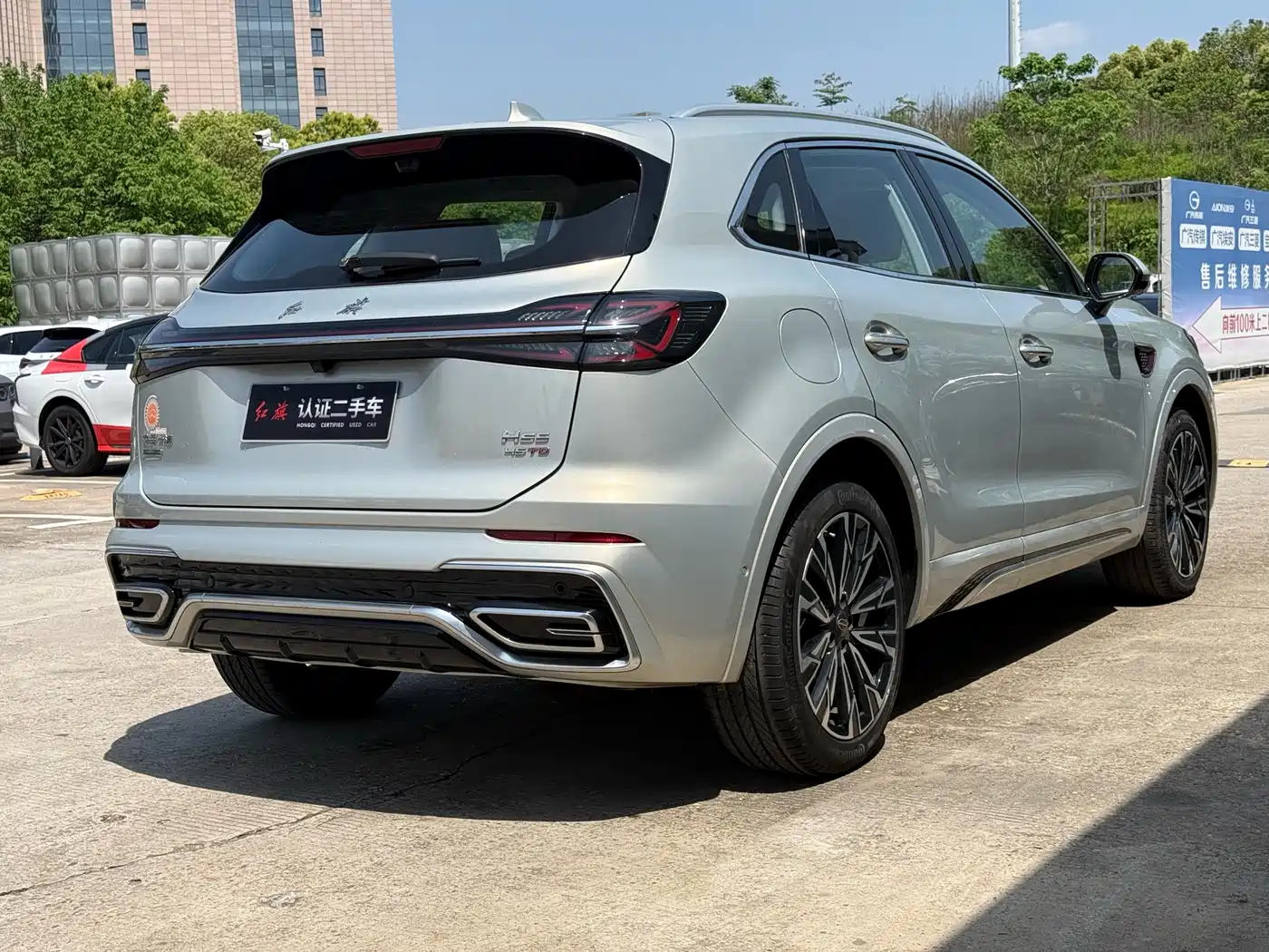 Hongqi HS5 2023 2.0T 4WD Flag Leader Pro фото 4