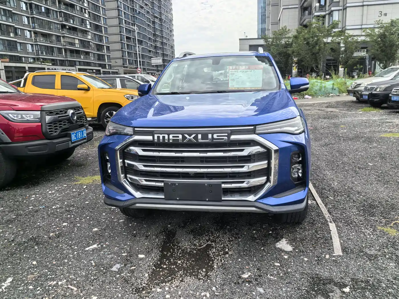 SAIC Maxus Maxus T90 2021 2.0T Single-Turbo Automatic 2WD High Chassis Comfort Long Cargo фото 2