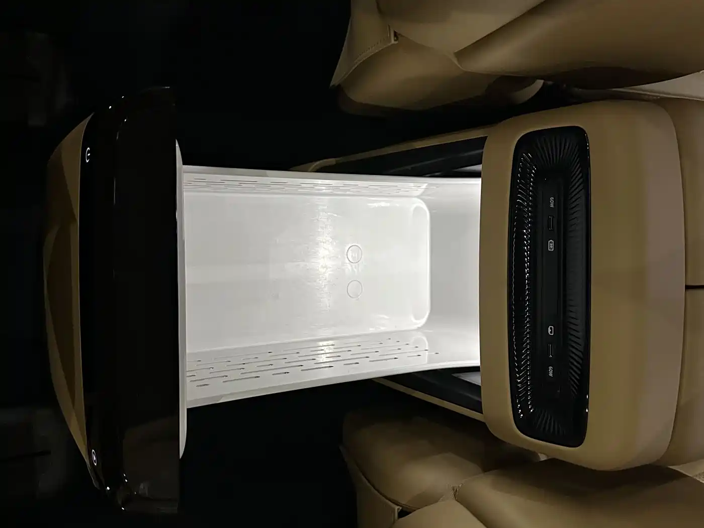 Voyah Auto Voyah Dreamer 2025 PHEV AWD Flagship Kunpeng Edition фото 8