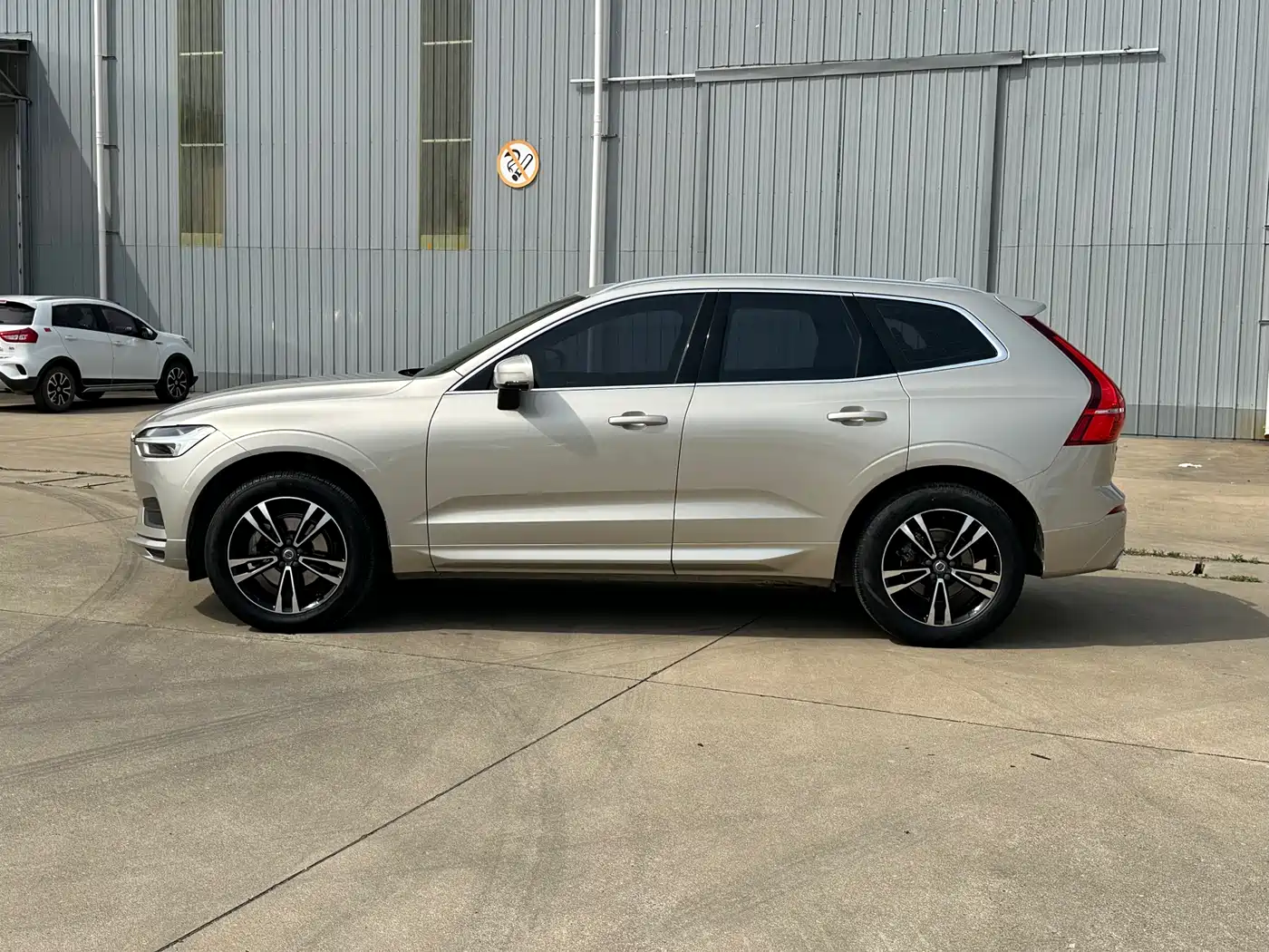 Photo 12 - Volvo XC60