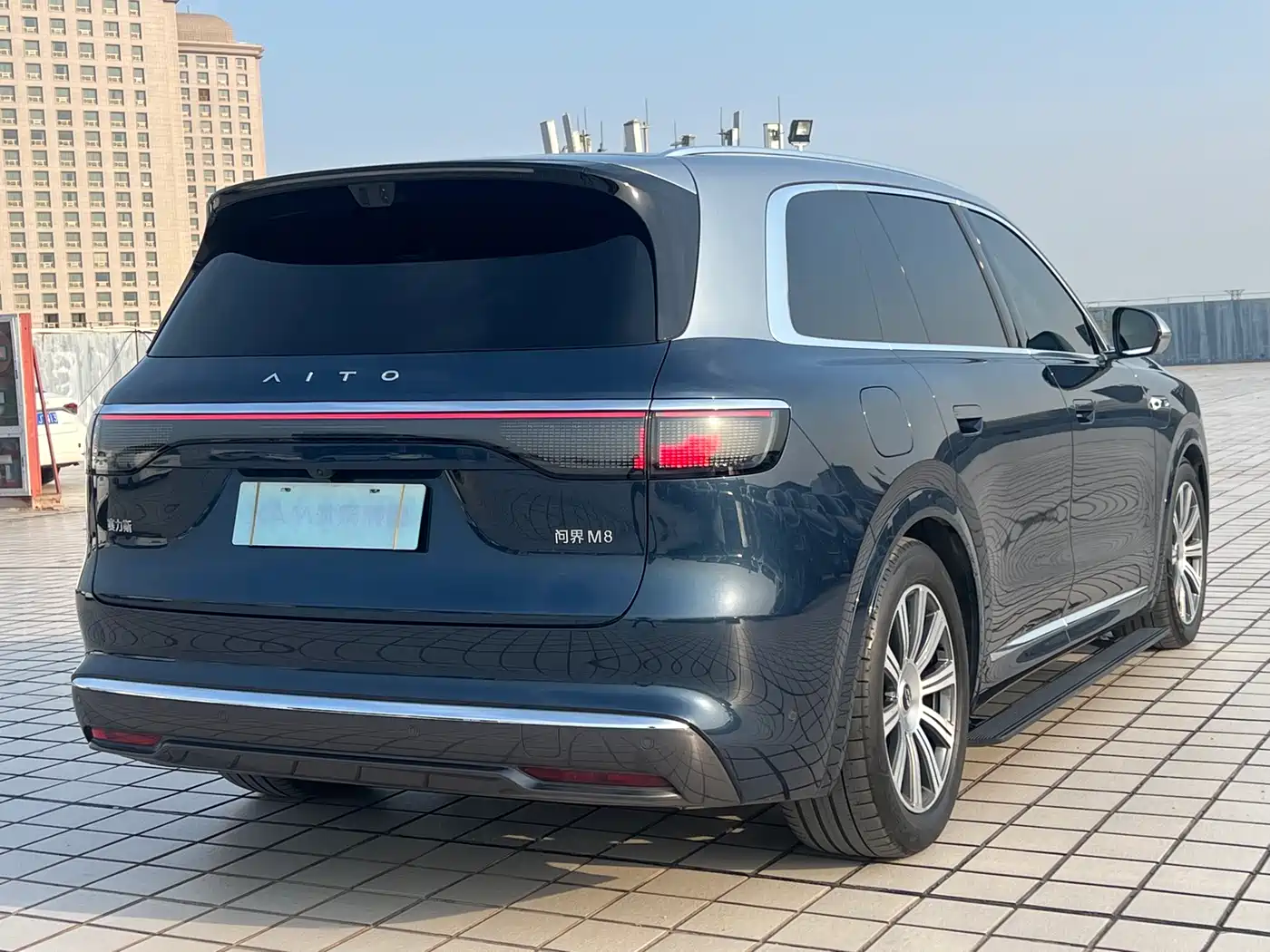 AITO Wenjie AITO M8 2025 Extended Range Ultra 53.4kWh 6-Seater фото 6
