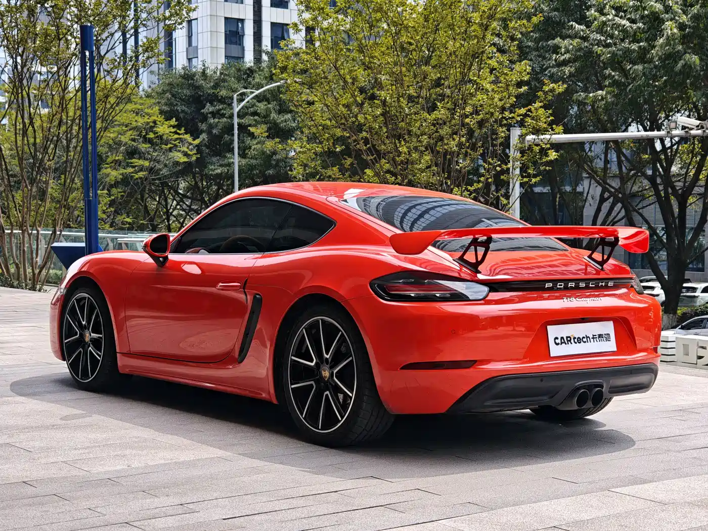 Porsche 718 2018 Cayman 2.0T фото 7