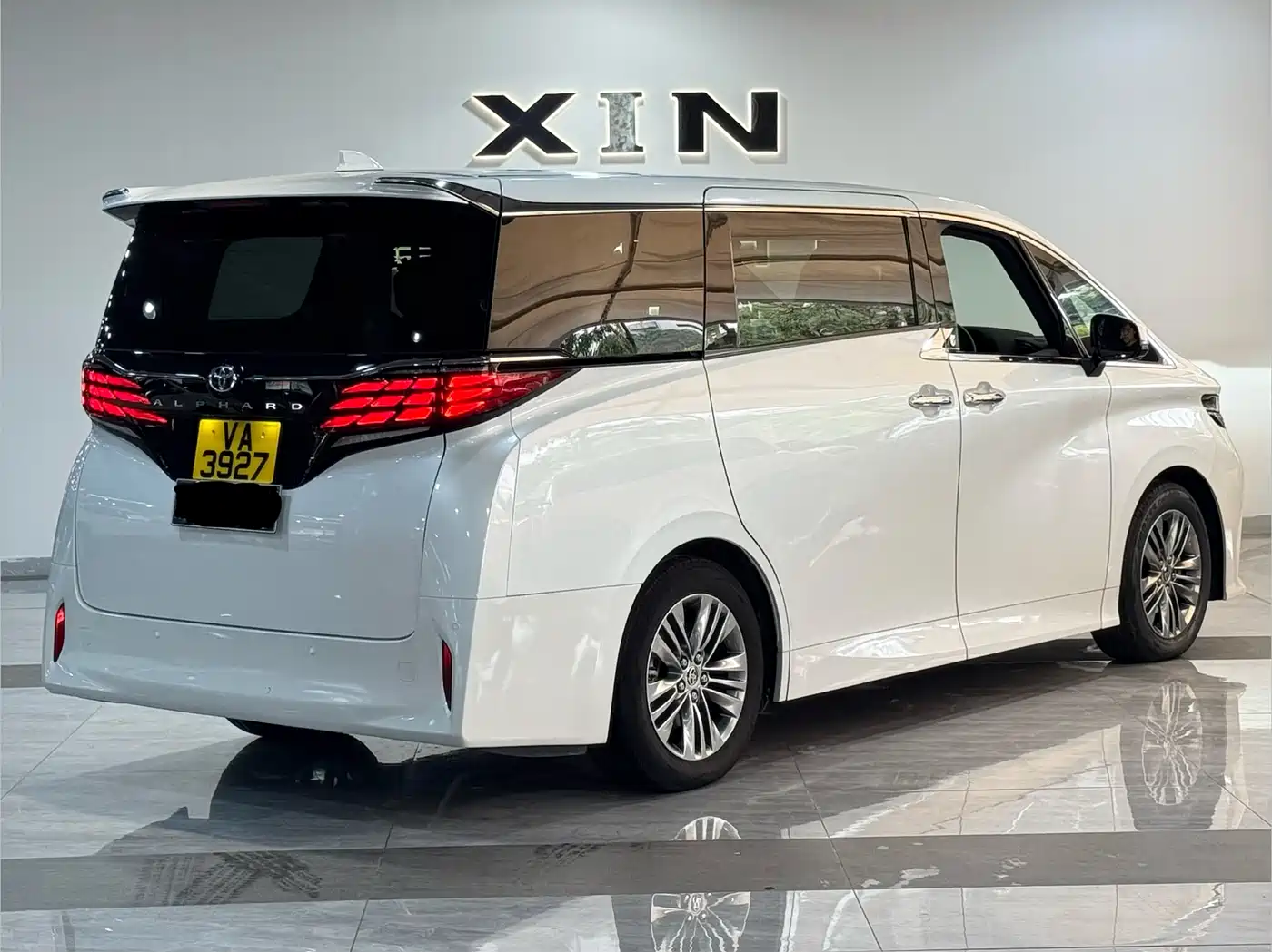 Toyota Alphard 2024 Hybrid 2.5L Prestige Edition фото 6