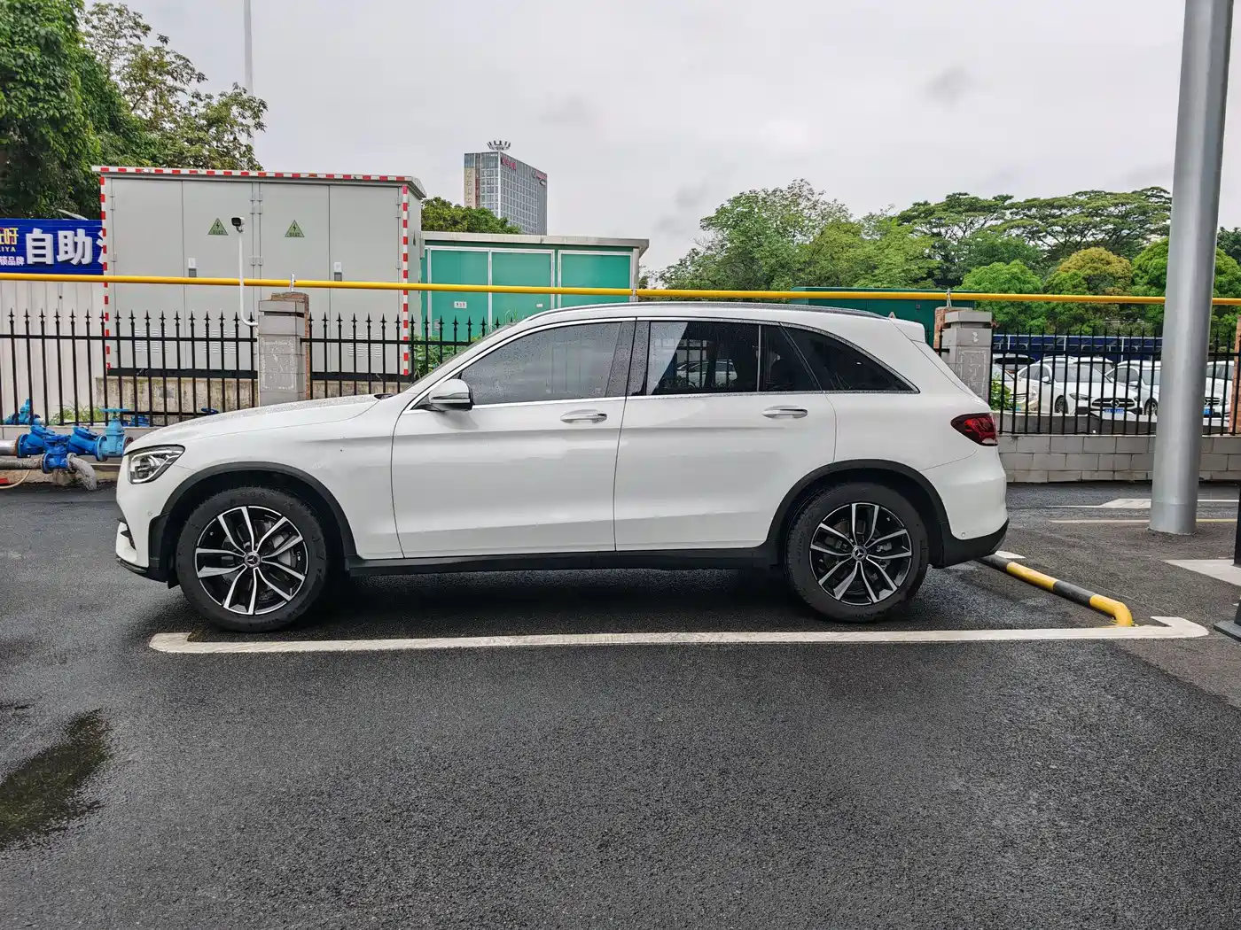 Mercedes-Benz GLC 2021 GLC 260 L 4MATIC Luxury фото 7