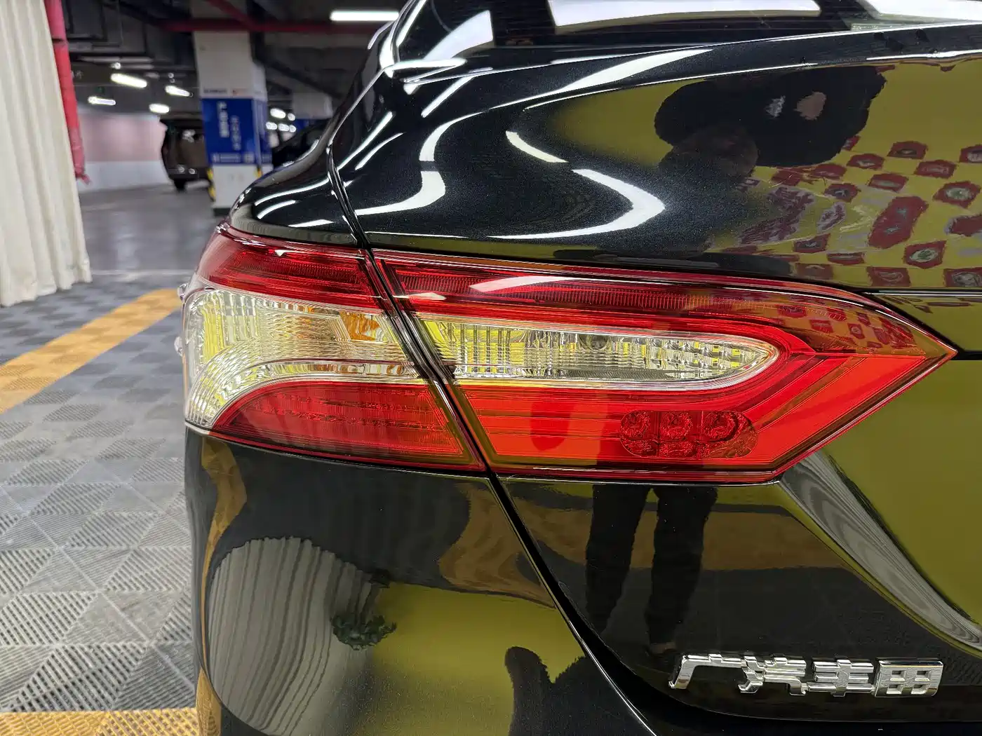 Toyota Camry 2021 Hybrid 2.5HGVP Leading Edition фото 11