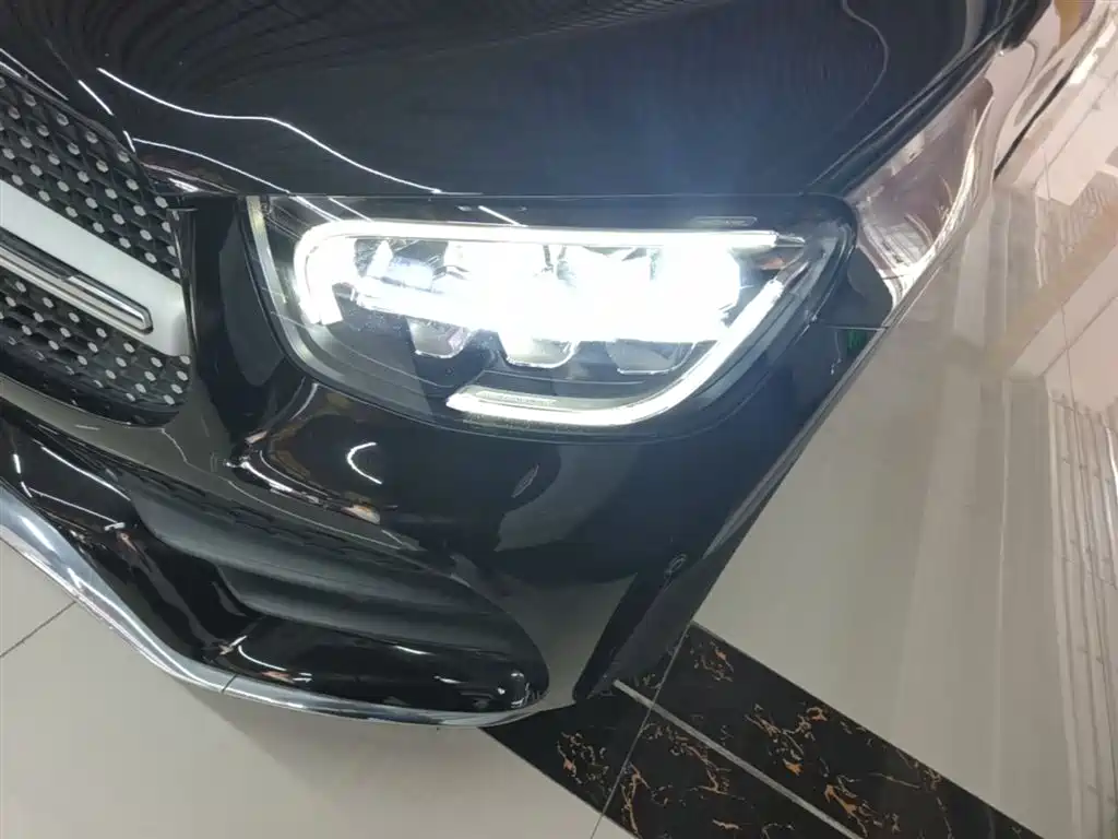 Mercedes-Benz GLC 2020 GLC 260 L 4MATIC Luxury фото 24