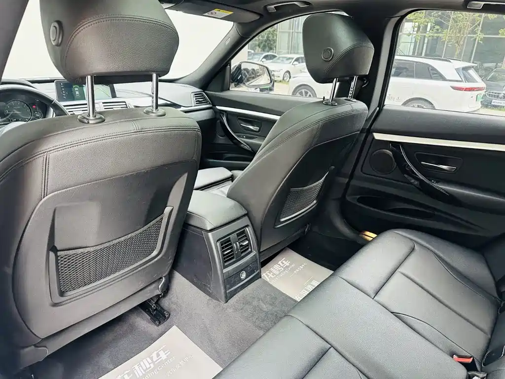 BMW 3 Series GT 2021 2020 320i M Sport Package