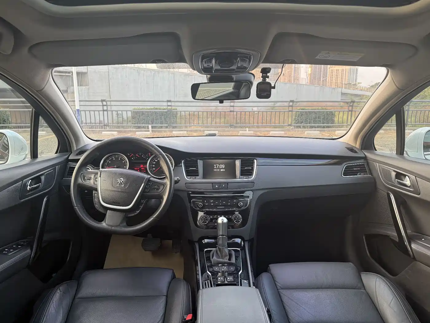 Peugeot 508 2016 1.6THP Automatic Smart Edition фото 12