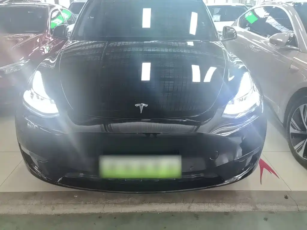 Tesla Model Y 2023 Long Range All-Wheel Drive Edition
