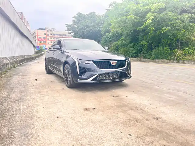 Cadillac Cadillac CT4 2021 28T Luxury Model