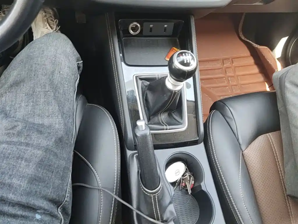 BYD Song 2019 1.5TI Manual Smart Connection Sport фото 10
