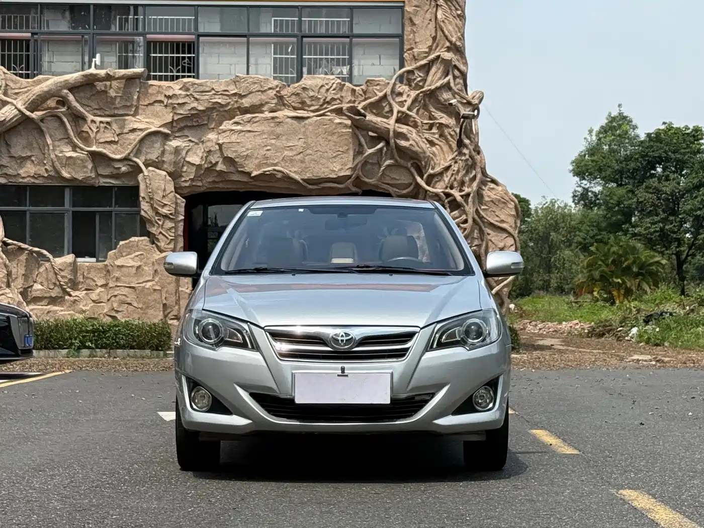 Toyota Corolla 2013 1.6L Automatic Excellence Edition фото 3