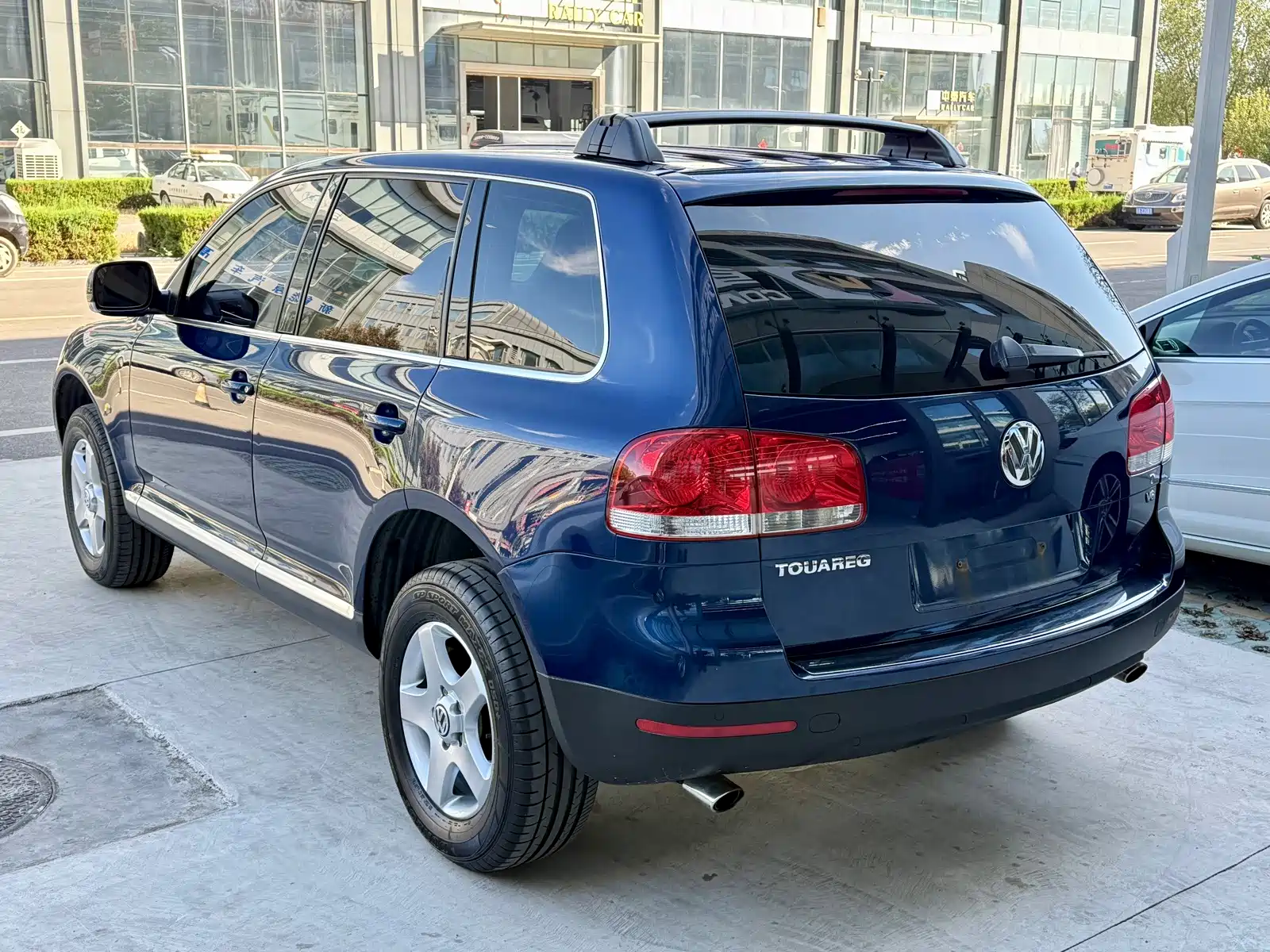 Фото 6 - Volkswagen Touareg