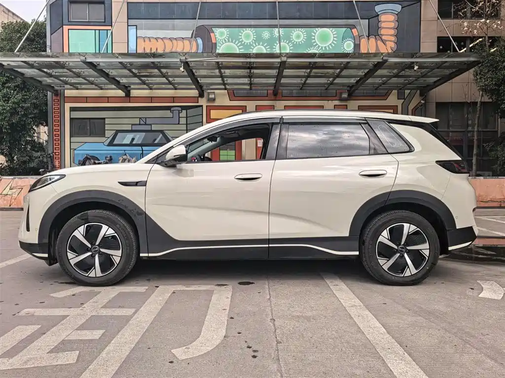 BYD Hai Shi 05 EV 2025 520KM Smart Navigation Edition фото 15