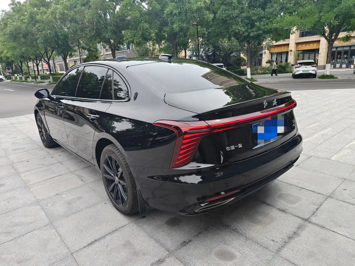 Hongqi H5 2025 2.0T Automatic Mystic Shadow фото 9