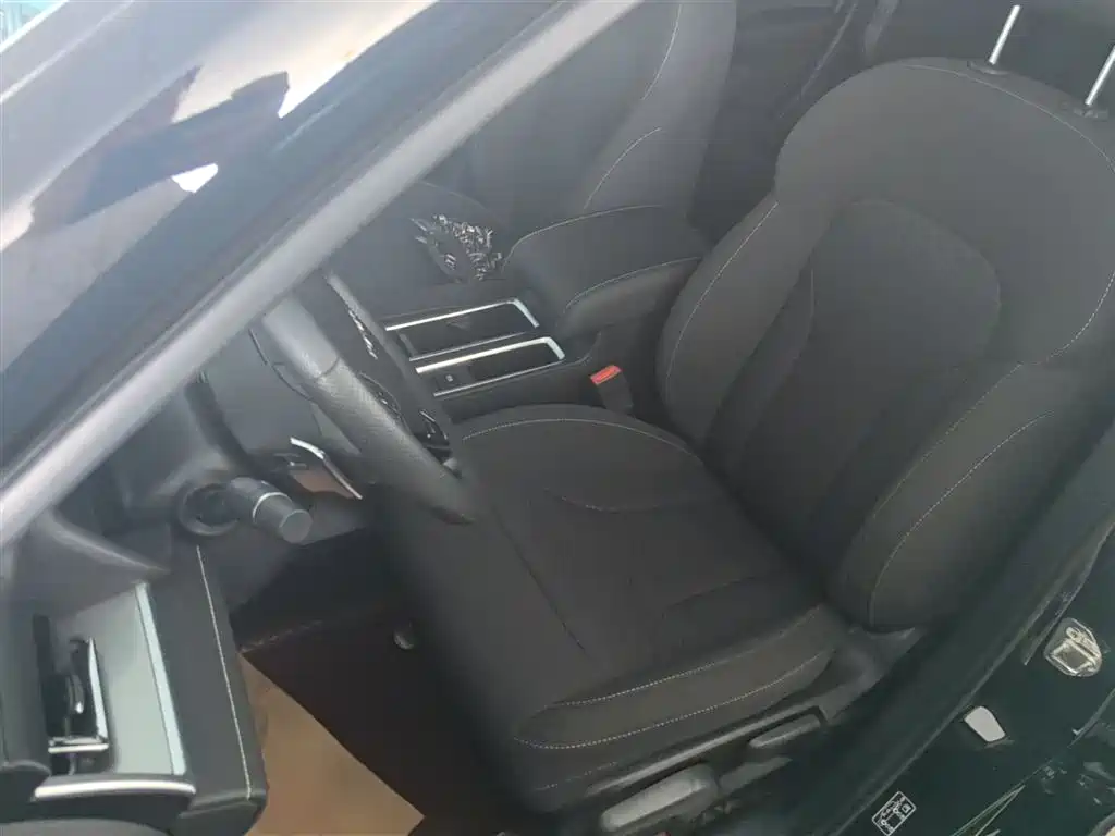 Haval M6 2023 PLUS 1.5T DCT Elite Smart Connect фото 15