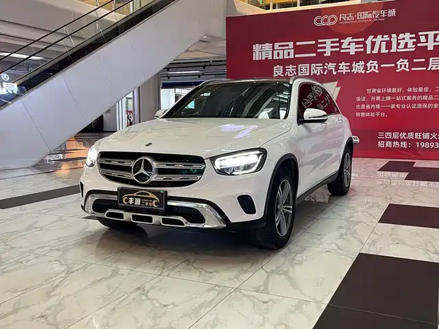 MERCEDES-BENZ GLC