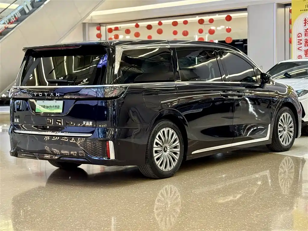 Voyah Auto Voyah Dreamer 2024 PHEV Extended Range Premium Edition фото 4