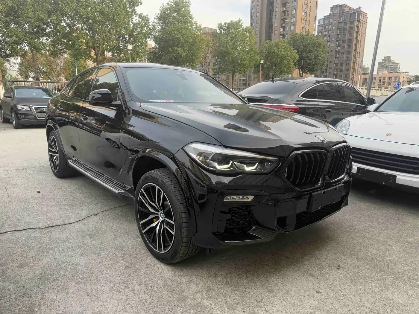 BMW X6