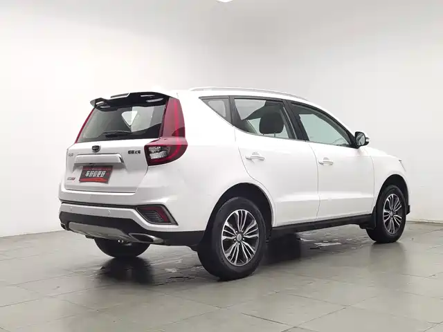 Geely Emgrand X6 2018 1.8L Manual 4G Connected Luxury — фото 2