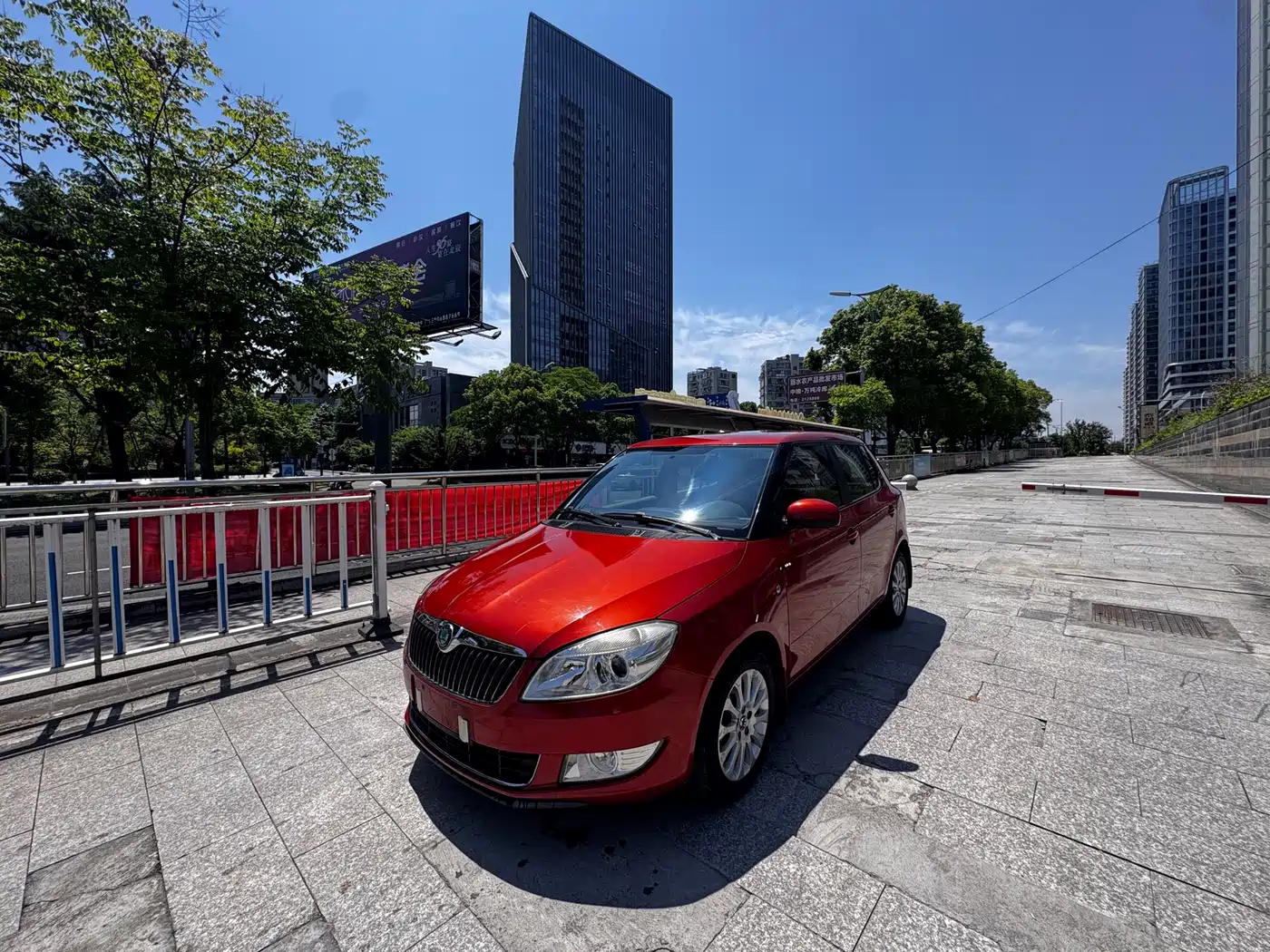Škoda Fabia 2012 1.6L Auto Crystal Edition